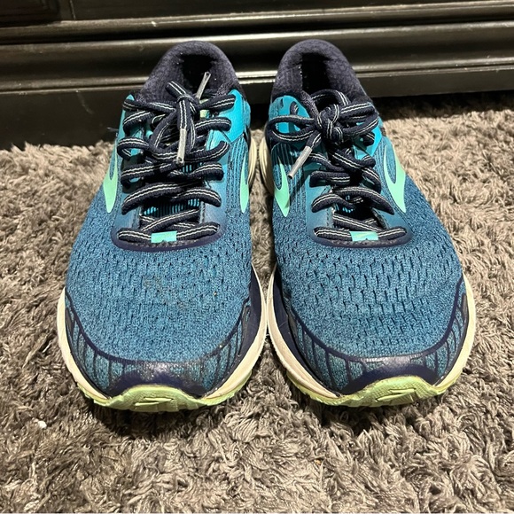 Womens Brooks Adrenaline GTS 18 Teal Running Shoes
Size 7 B (medium) width - Picture 4 of 8